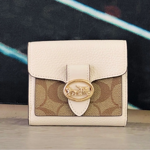 Coach Georgie Small Wallet In Blocked Signature Canvas - Picture 3 of 5